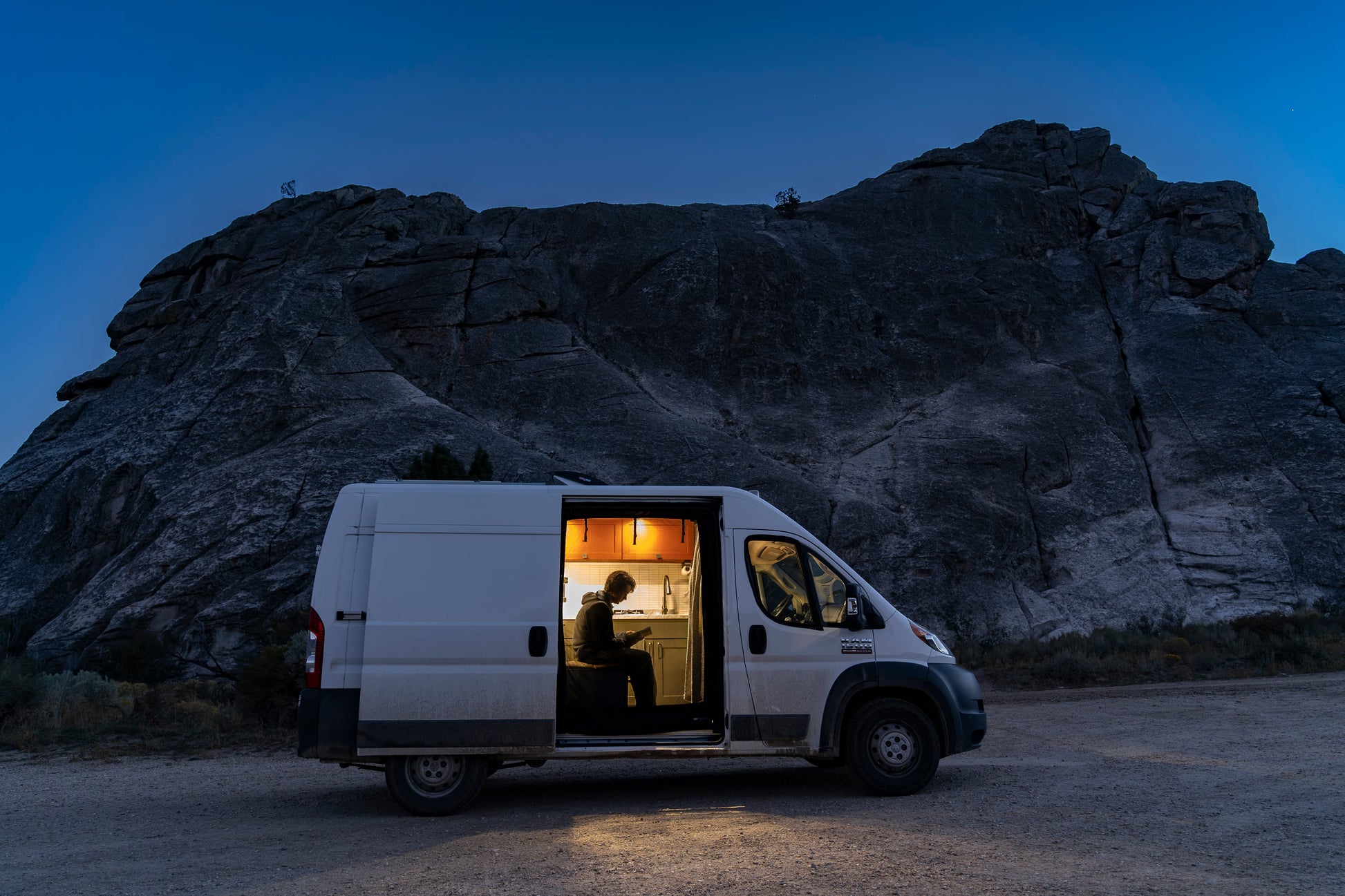 Ram Promaster Bug Screen - Sliding Door - Featherbuilt