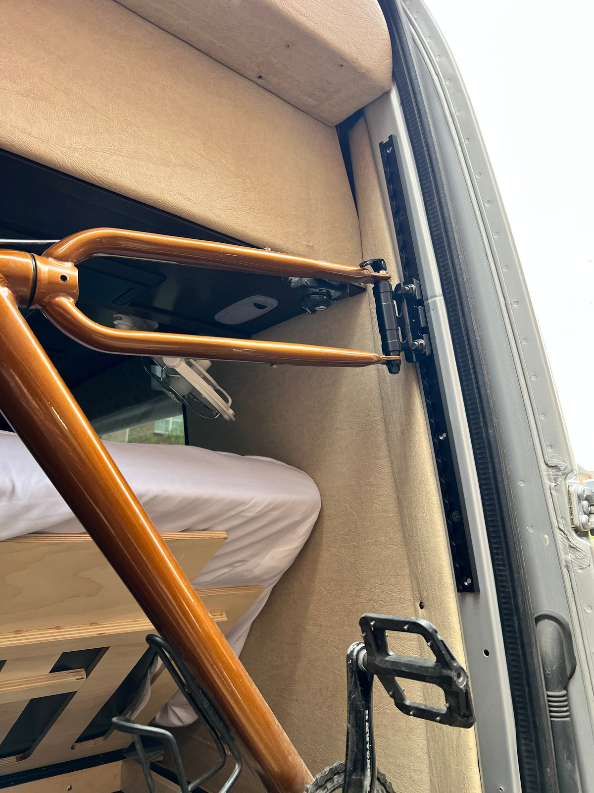 Rectangle Venture L-Track (2 Pack) - Featherbuilt
