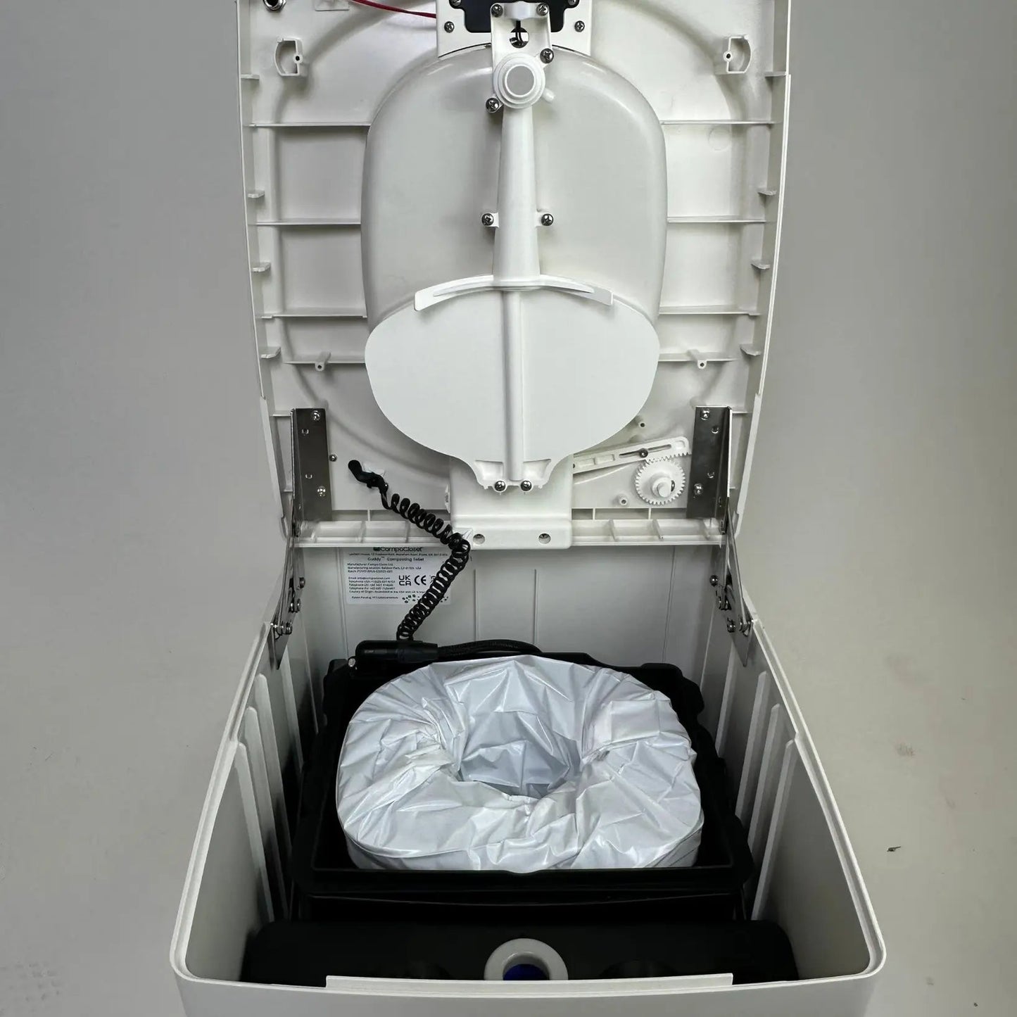 S1 Dry Flush Sealing Toilet - Featherbuilt