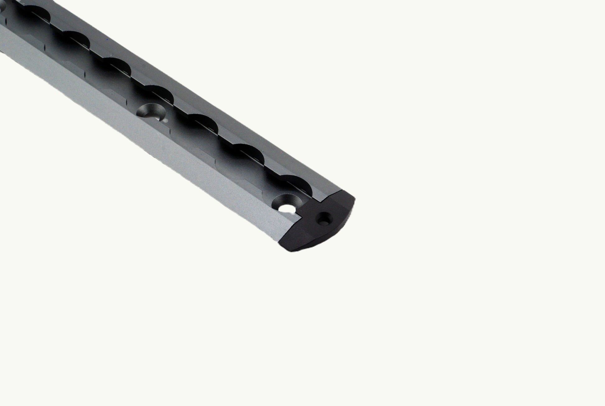 Venture L-Track Recessed End Caps (4 Pack) - Featherbuilt